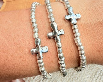 Cross Charm Bracelet Stretch Design Faith Jewelry Christian Gift Idea Wear Christian Jewelry Religious Accessory Bead Bracelet Elastic Band