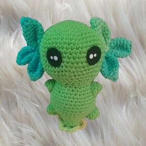 Lime Green Axolotl / Axolotl Crochet Plushie / Cute Axolotl / Amigurumi Axolotl Stuffie / Axolotl Crochet Accessory