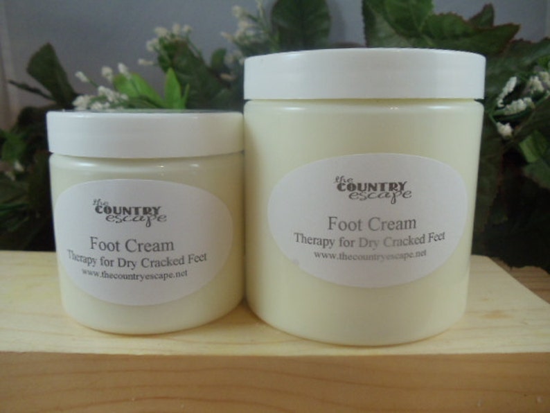 Foot Cream Intense Foot Therapy Soothes and Comforts Dry Achy Cracked Feet with Peppermint, Tea Tree Essential Oils image 3