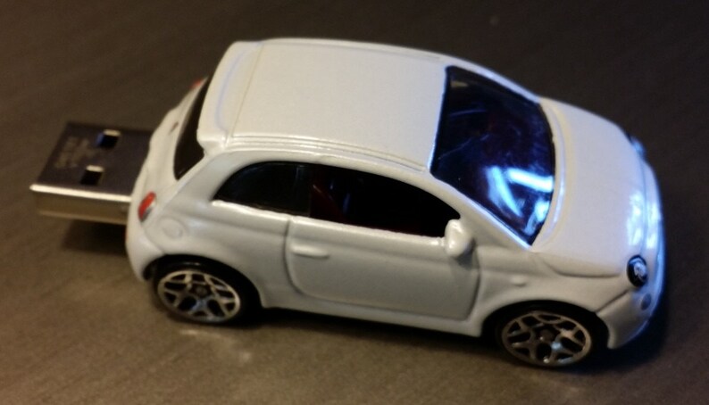 Several Colors Available Fiat 500 Diecast USB Flash Drive