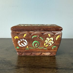 Brayton Laguna California Pottery Dutch Folk Art Tole Painted Box 1950s