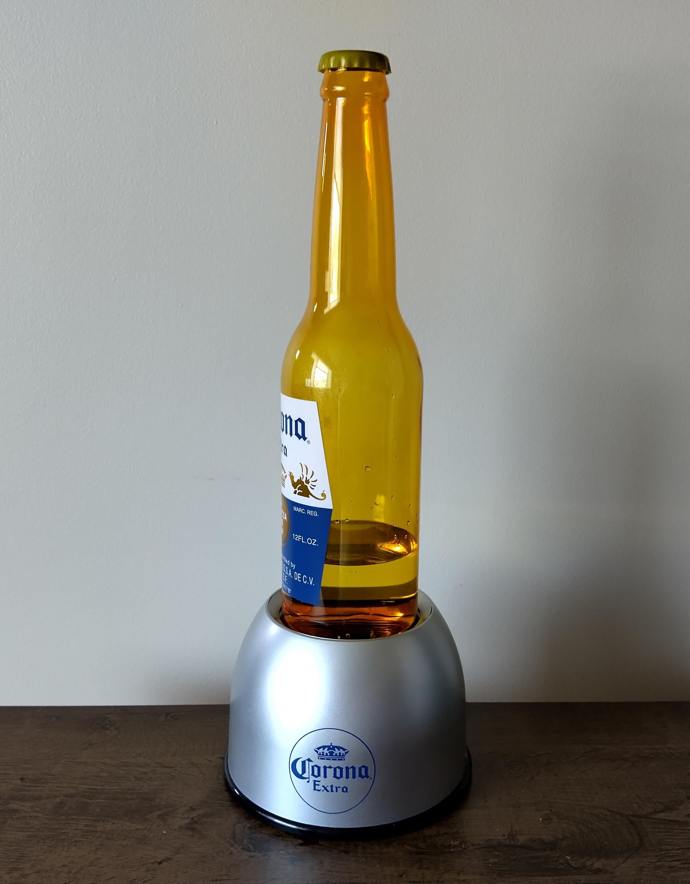 Corona Extra Beer Bubbler Lamp Light Floating Bottle Caps Limes in