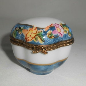Limoges,  Limoges Box,  Limoges Trinket Box,  French Porcelain,  Hand Painted,  France Gifts,  France Vintage,  Vintage Limoges Box