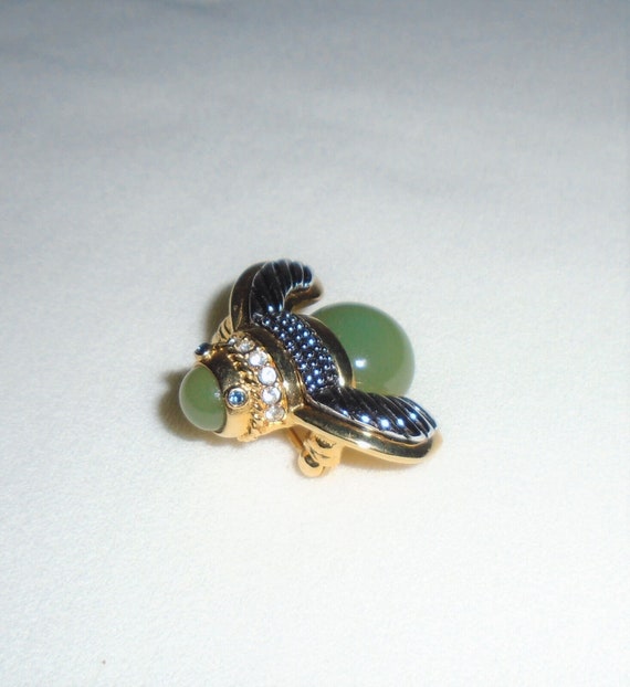 Joan Rivers Bee Pin "Do It Now" Faux Jade Crystals