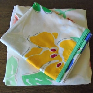 Cannon Royal Family Flower Power Twin Fitted Sheet & One Pillowcase Vintage 1970s