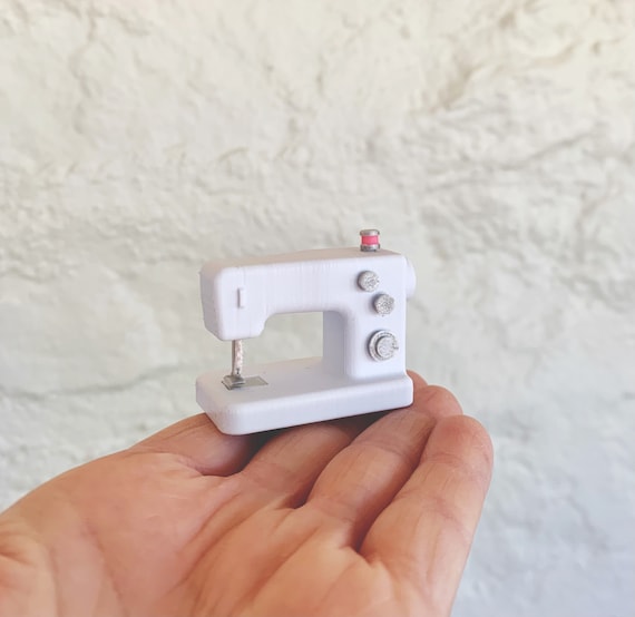 Dollhouse Miniature Sewing Machine