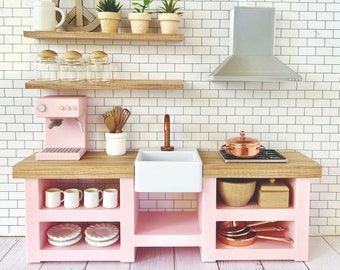 Miniature de maison de poupée rose pour cuisine