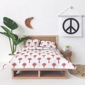 Dollhouse Miniature &quot;Palms&quot; Garzie & May Bed Linen