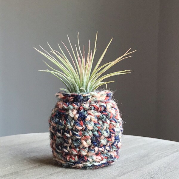 Air Plant Holder - Plant Lover Gifts - Crochet Planter - Hygge Decor