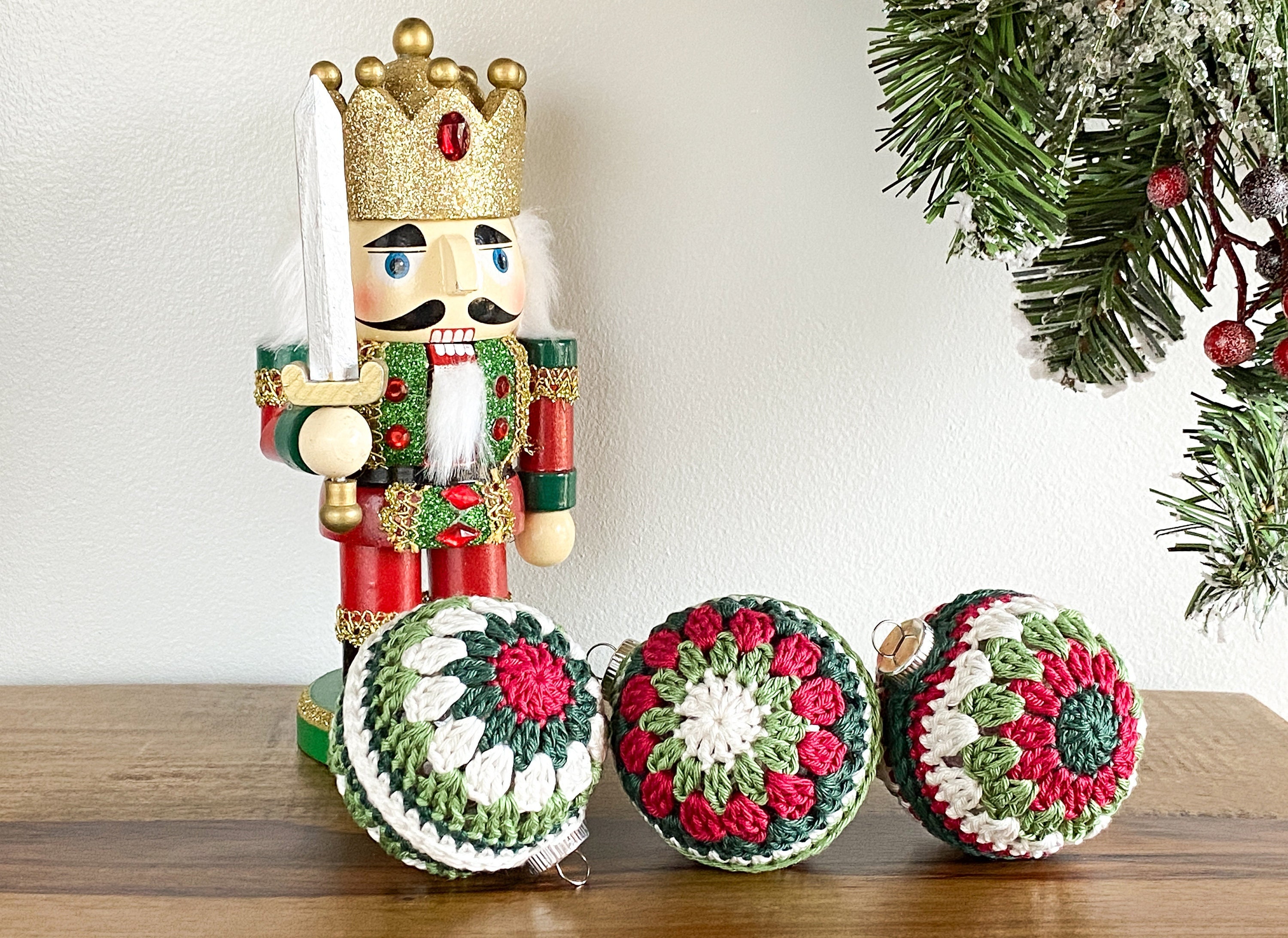 Lot De 35 Boules De Décoration De Noël – 3 Tailles (8/6/4 Cm) – Avec Crochets De Suspension – Pour Sapin, Fêtes, Mariage