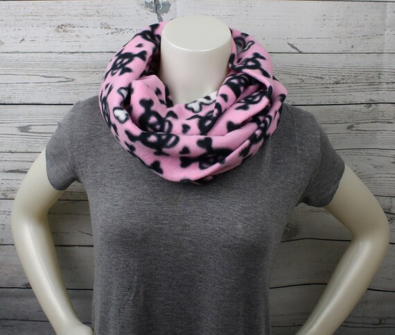 pink skull scarf