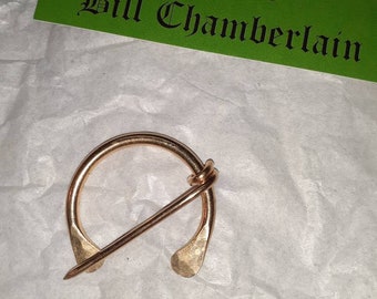 Small Brass Celtic Brooch Kilt Pin Irish Celtics Viking