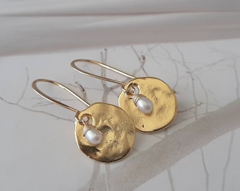 Gold disc earrings, Matte gold earrings, Dangle disc earrings, Simple gold dangle earrings, Textured gold disc earrings, Everyday earrings