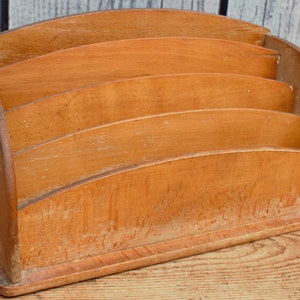 Antiguo estante de cartas de madera francés, decoración de escritorio, organizador, soporte de almacenamiento, regalo Art Deco para ella, él, tesoro, recuerdo, buzón, efímera, foto