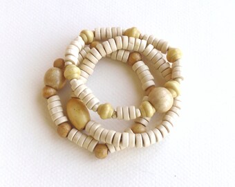 Conjunto de pulseras de cuentas de madera natural: joyería elástica hecha a mano