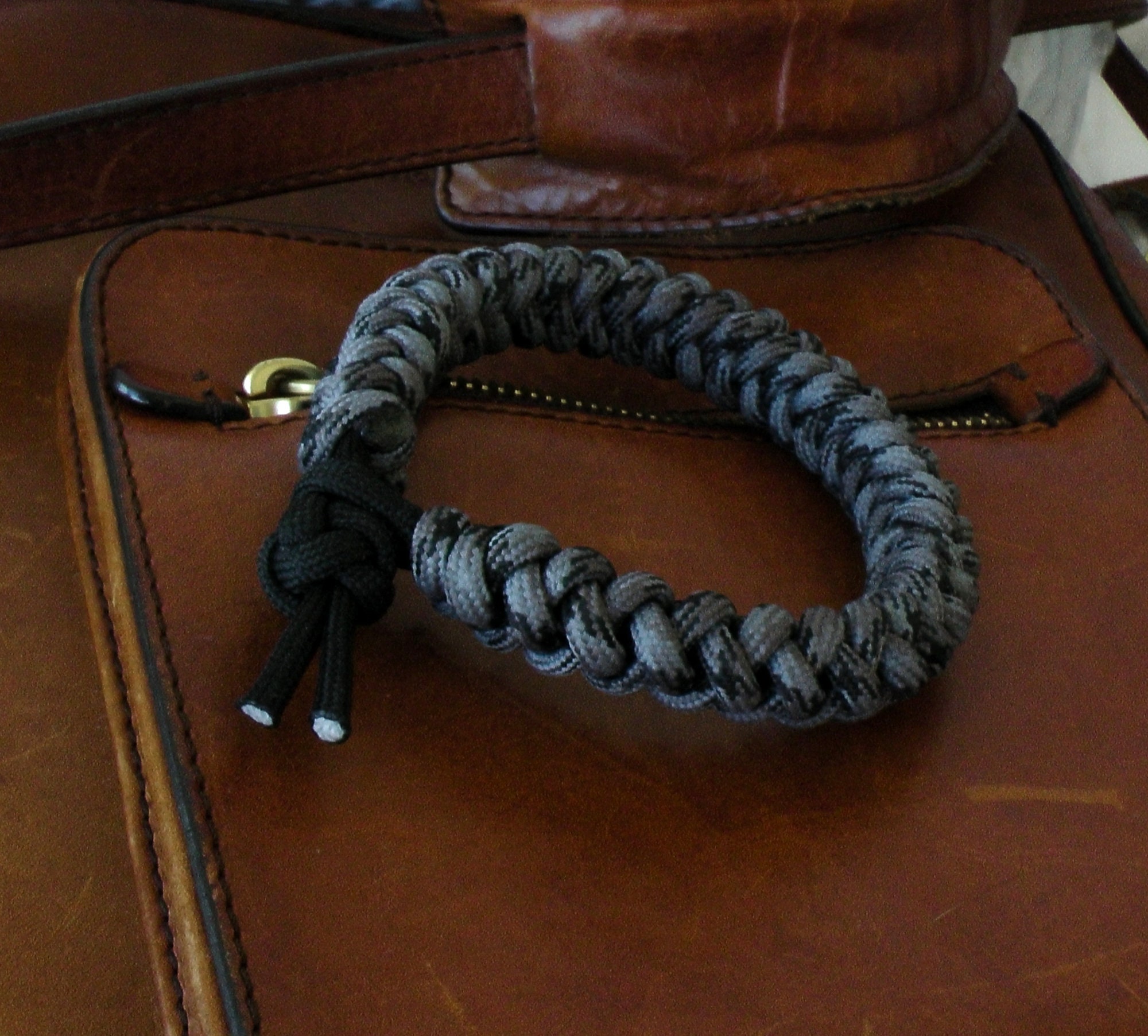 Double braided paracord bracelet 