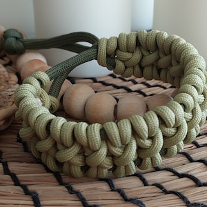 T-Rex Paracord Bracelet , Outdoor Bracelet, Green Paracord Bracelet, Sport Bracelet, Men Braided Bracelet, Camping, Surfing