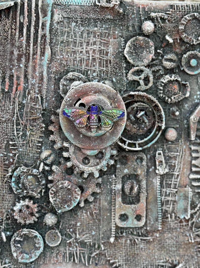 A closer look at Mixed Media Industrial Decor