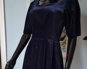 Vintage Laura Ashley Blue Velvet  Maxi Evening Dress Gown VIntage 80s UK 8 US 4 XS 32 ins Chest 26 ins Waist