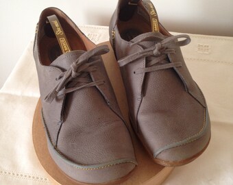 clarks artisan shoes