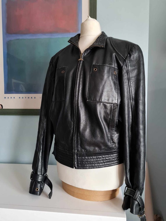 Vintage Womens Black Leather Motorcycle Jacket M … - image 1