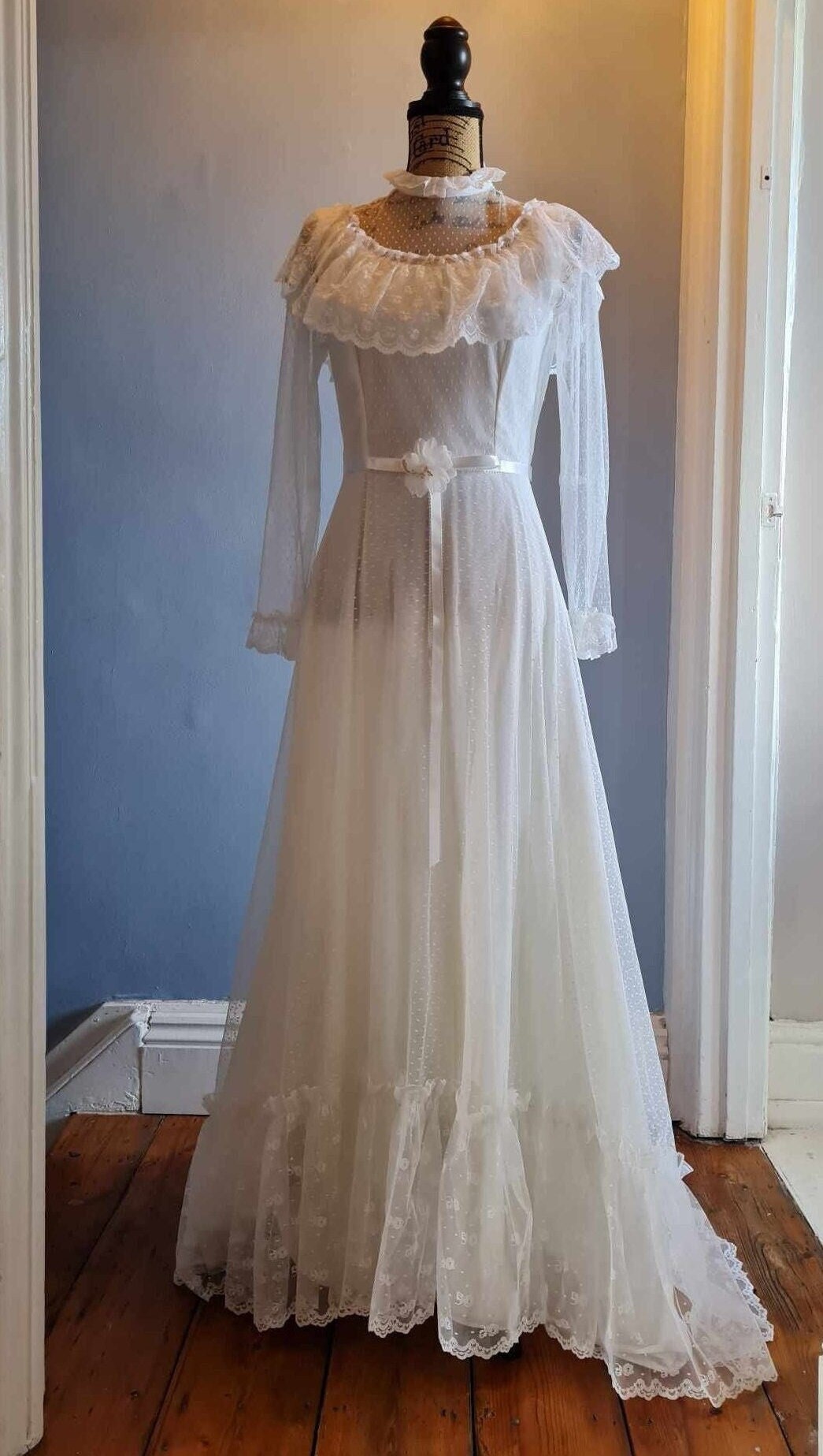 ヴィンテージウェディングドレス　vintage wedding dress Vintage Dreamy 1970s Wedding Dress Pronuptia De Paris Bridal