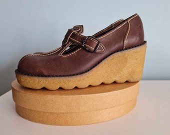 Vintage 1970s Brown Leather T Bar Wedge Shoes UK 5 EU 38