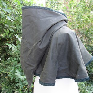 Waxed Cotton Hood and Mantle image 3