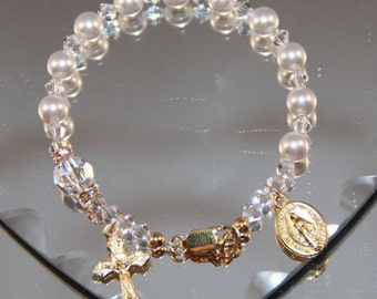 Catholic Swarovski Pearl One Decade Rosary Bracelet in Gold