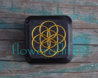 Black box with flower of life for a ring