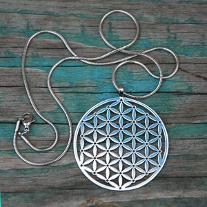 Pendentif fleur de vie - design audacieux (1 3/4) acier inoxydable