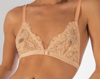 Soutien-gorge en dentelle, lingerie pour trans , lingerie mariage bohème, mon premier bra