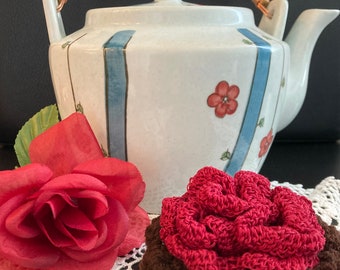 RED Rose Tea Coaster set of 4 in basket