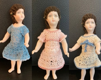 Elegant lacy dress  for 4-6 inch Mignonette tiny dolls