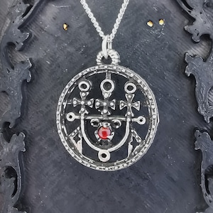 Sitri Seal Pendant with Custom Gemstone