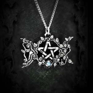 Wicca-Anhänger mit Dreifachmond, Ranke und Pentagramm