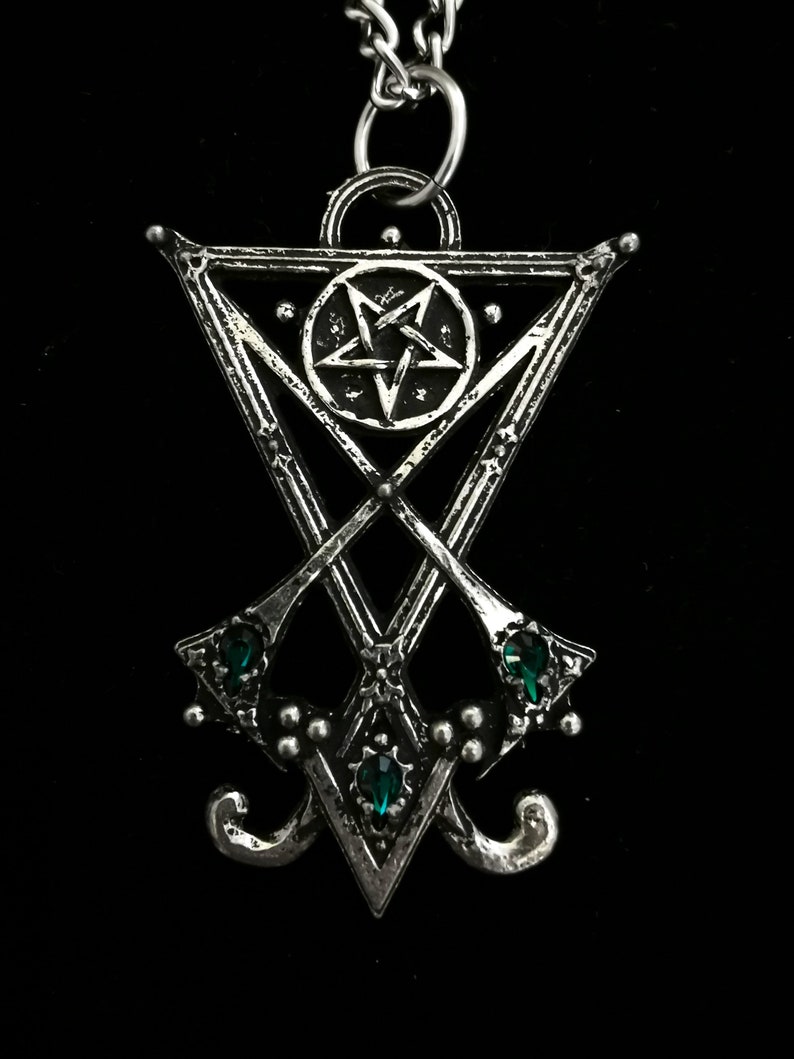 Sigil of Lucifer necklace with inverted pentagram Green