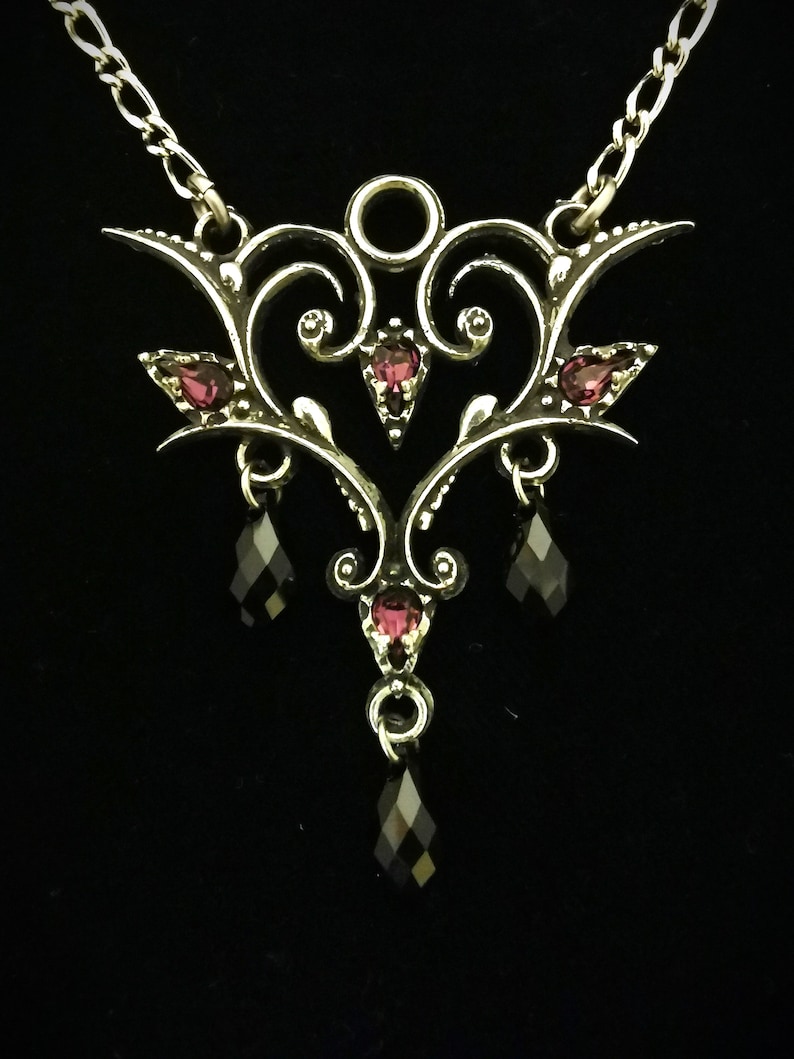 Handmade Gothic necklace with Swarovski Purple