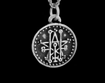 Pequeño colgante del Sello de Astaroth con acabado antiguo