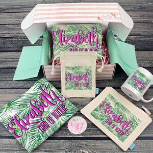 Bridesmaid Proposal Box – Personalized Bridesmaid Gift - Will You Be My Bridesmaid - Maid of Honor Gift Box - Bridesmaid Gift Ideas - Palms