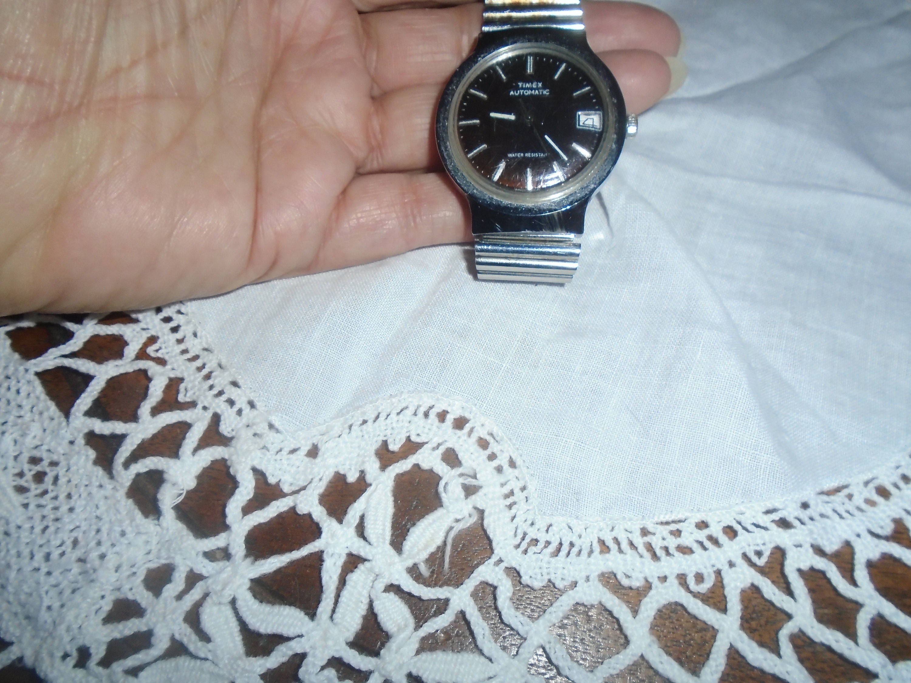 Vintage Men's Timex Automatic Water Resistant Wrist Watch 46650 10878 Runs Great