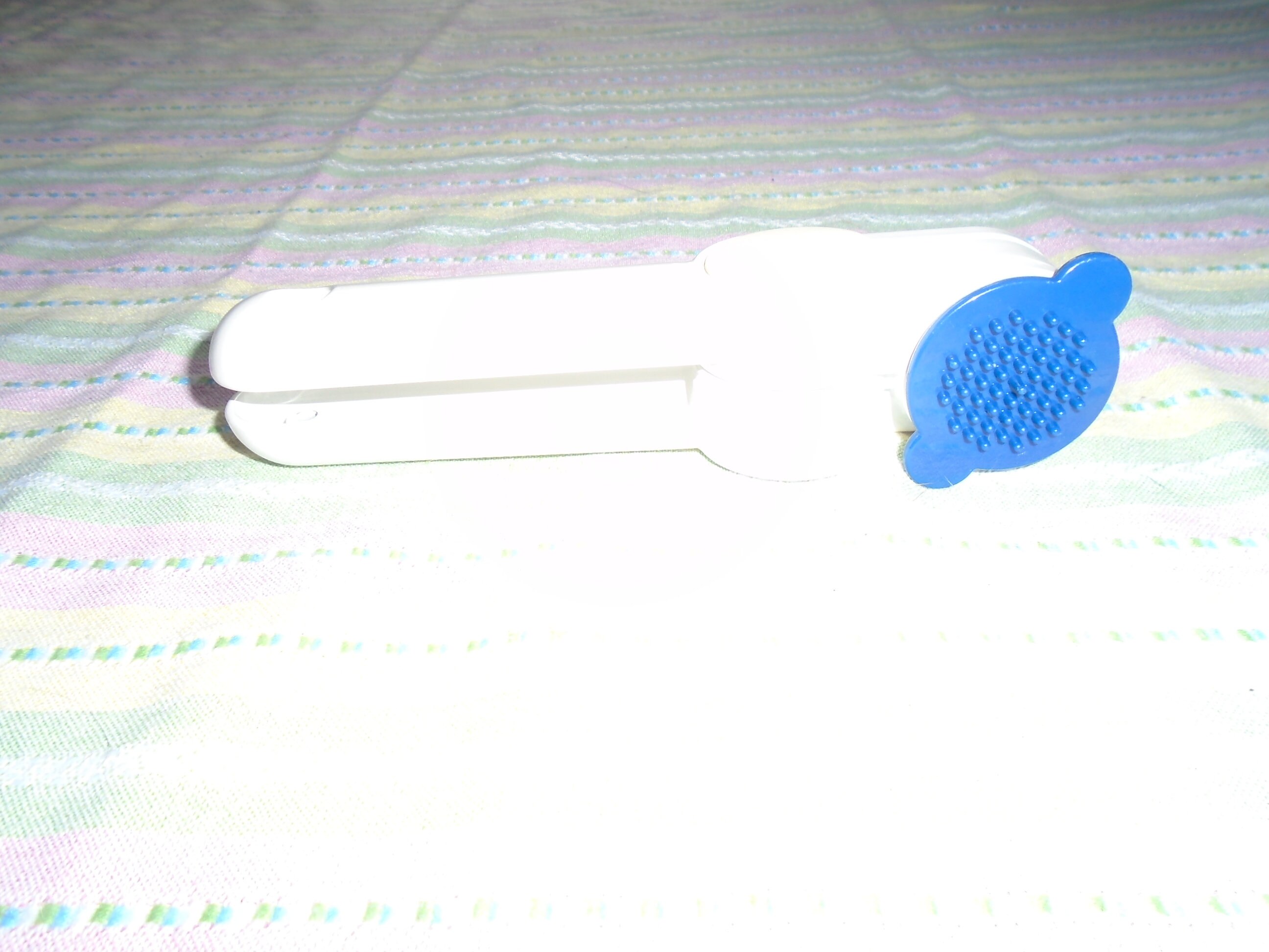 Vintage Tupperware Garlic Press Mincer Crusher White Enamel Etsy