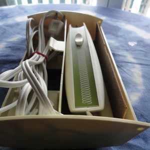Vintage Sears Electric Scissors: Avocado Green Craft Tool bild 2