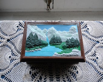 Vintage 3 D Mountain Scene Ceramic Trinket Box Keepsake Lidded Box Hershey Mold Ceramic Chest