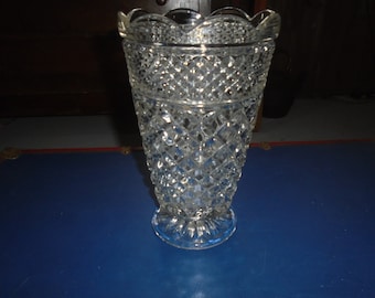 Vintage Anchor Hocking Wexford Pattern Glass Vase
