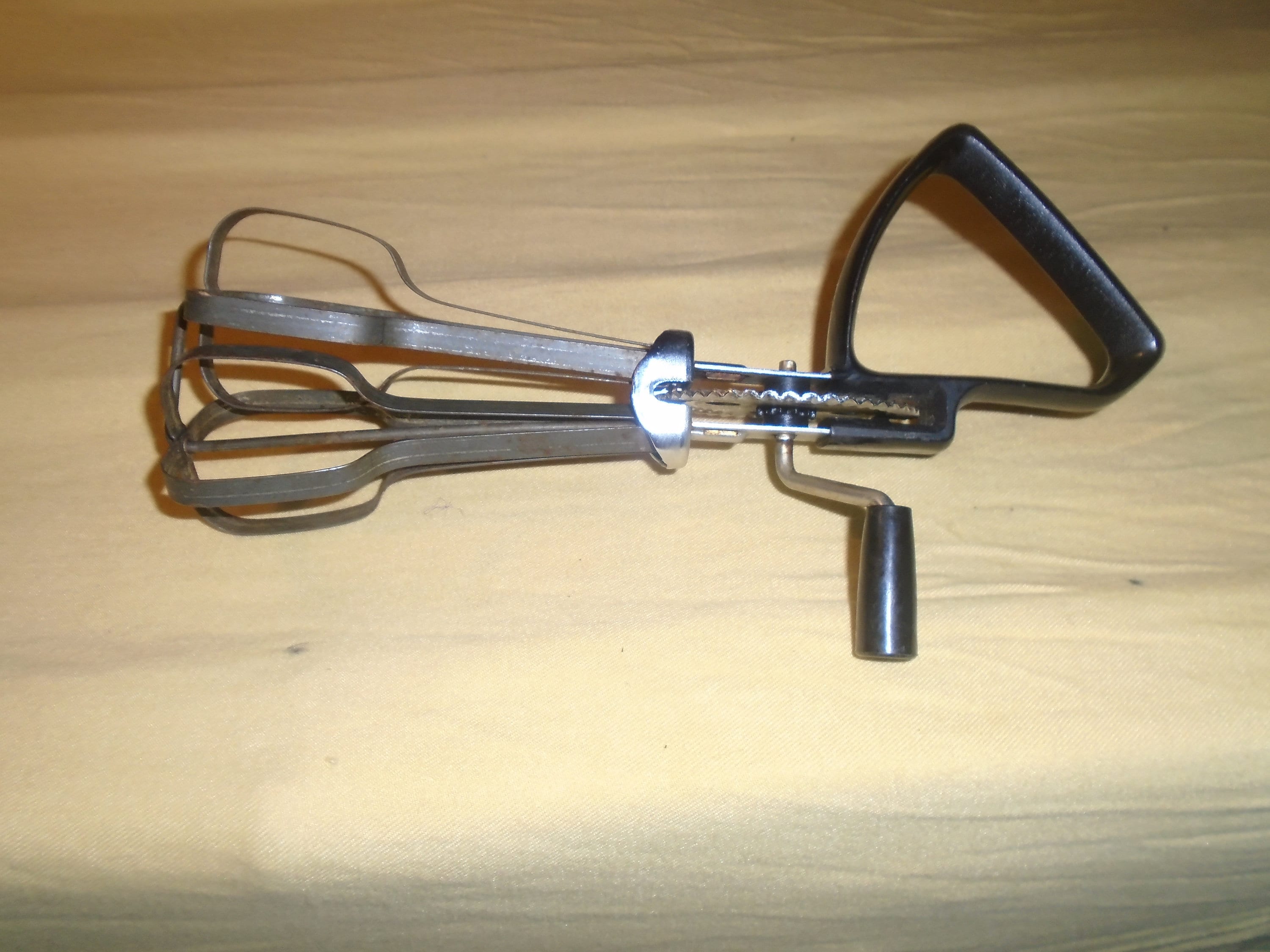 Vintage EKCO Stainless Super Speed Hand Mixer Blender with Manual Crank Off  Set