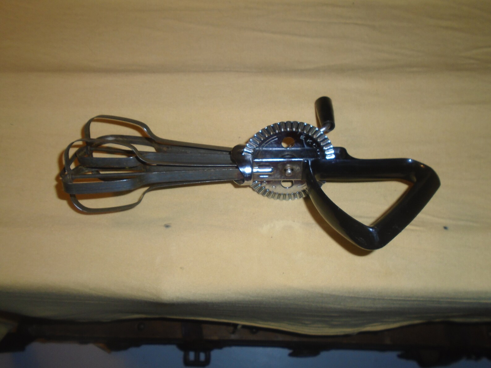 Vintage Ekco Hand Mixer Beater Black Plastic Angled Handle Etsy
