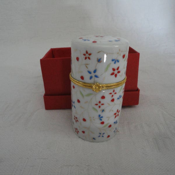 Floral Enamel Porcelain Hinged Jewelry Holder