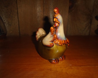 Vintage Ceramic Rooster Chicken Bewildered Figurine Statue
