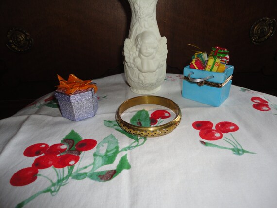 Brass Diamond Pattern Bangle Bracelet Vintage Wom… - image 2